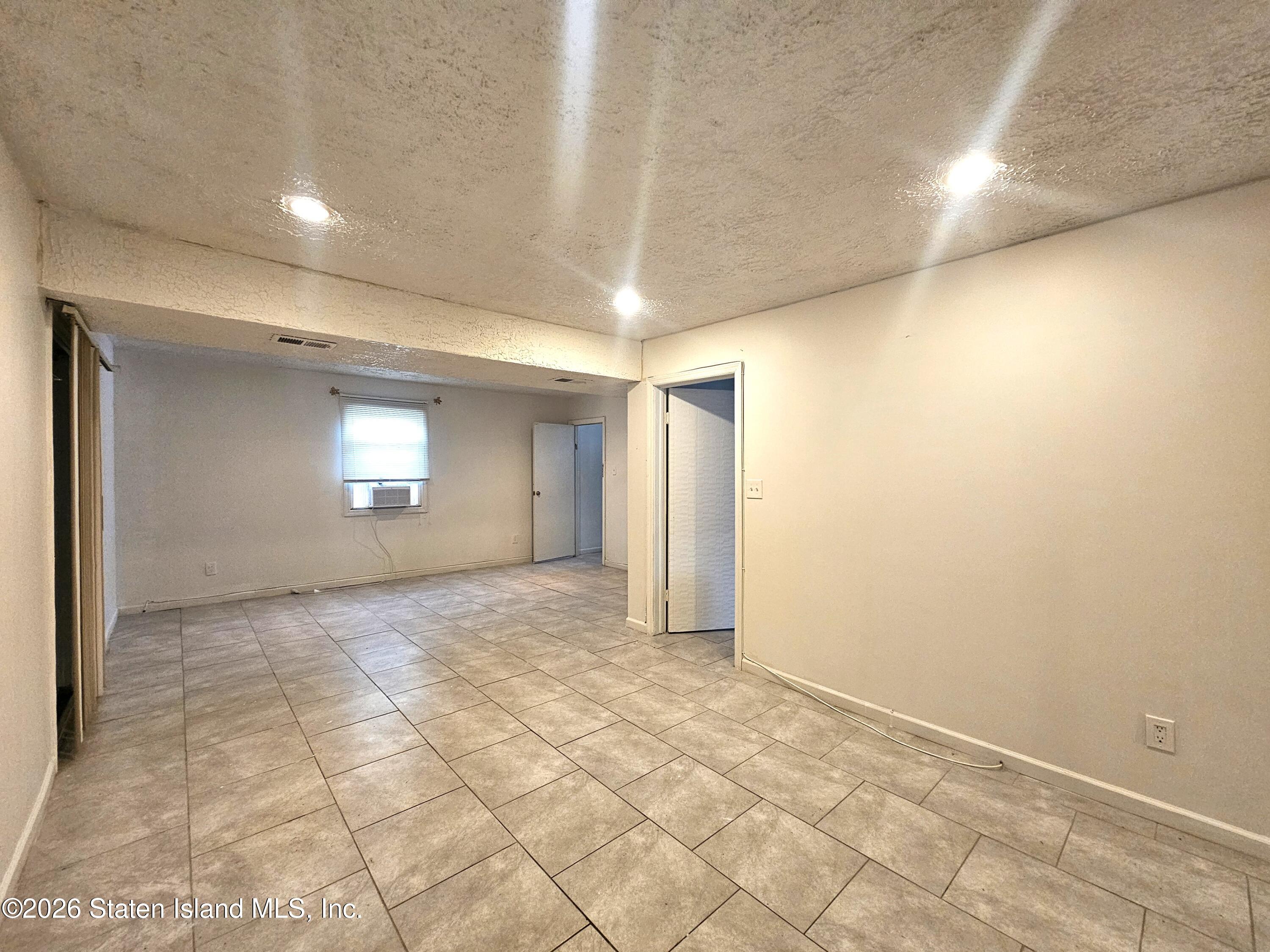 129 Forest Street, Staten Island, NY, 10314 image 24