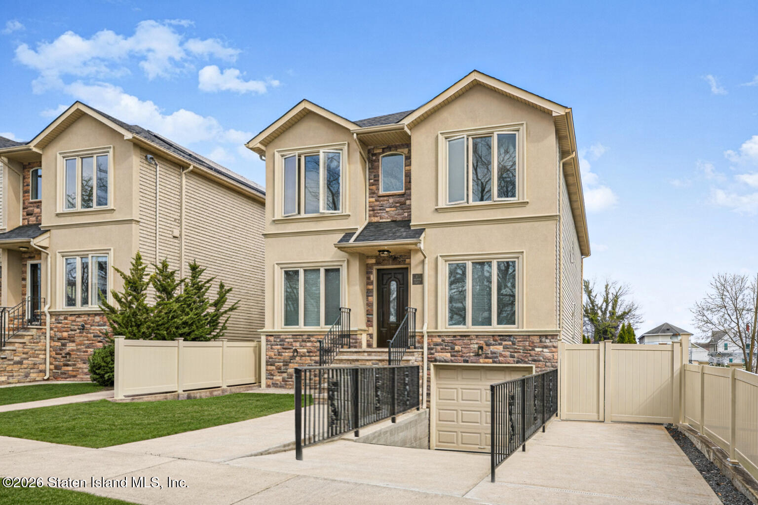 15 Androvette Avenue Image 2