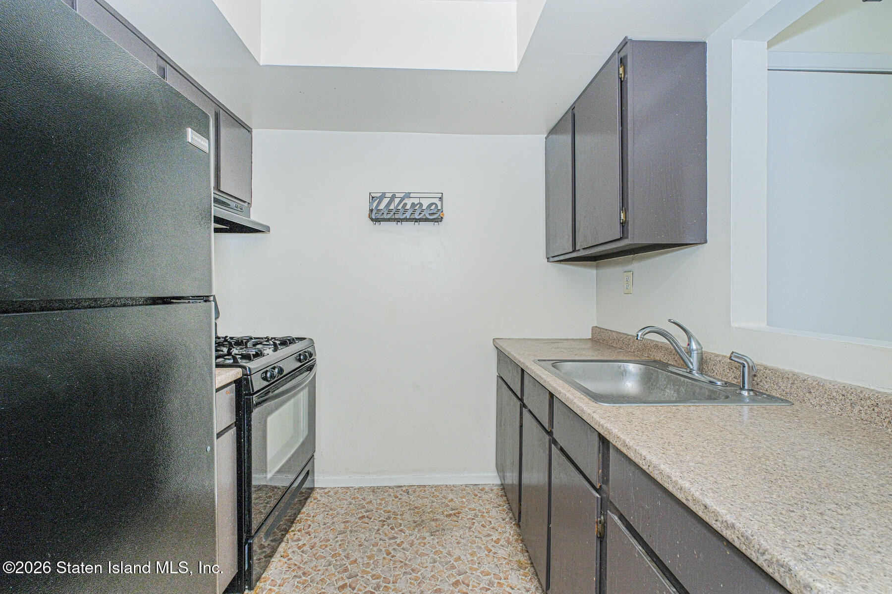 61 Francine Court B, Staten Island, NY, 10306 image 6