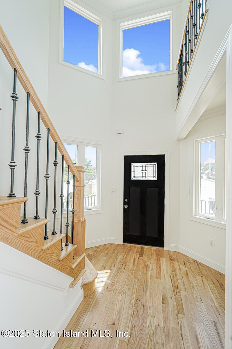 518 Bradford Avenue Image 3