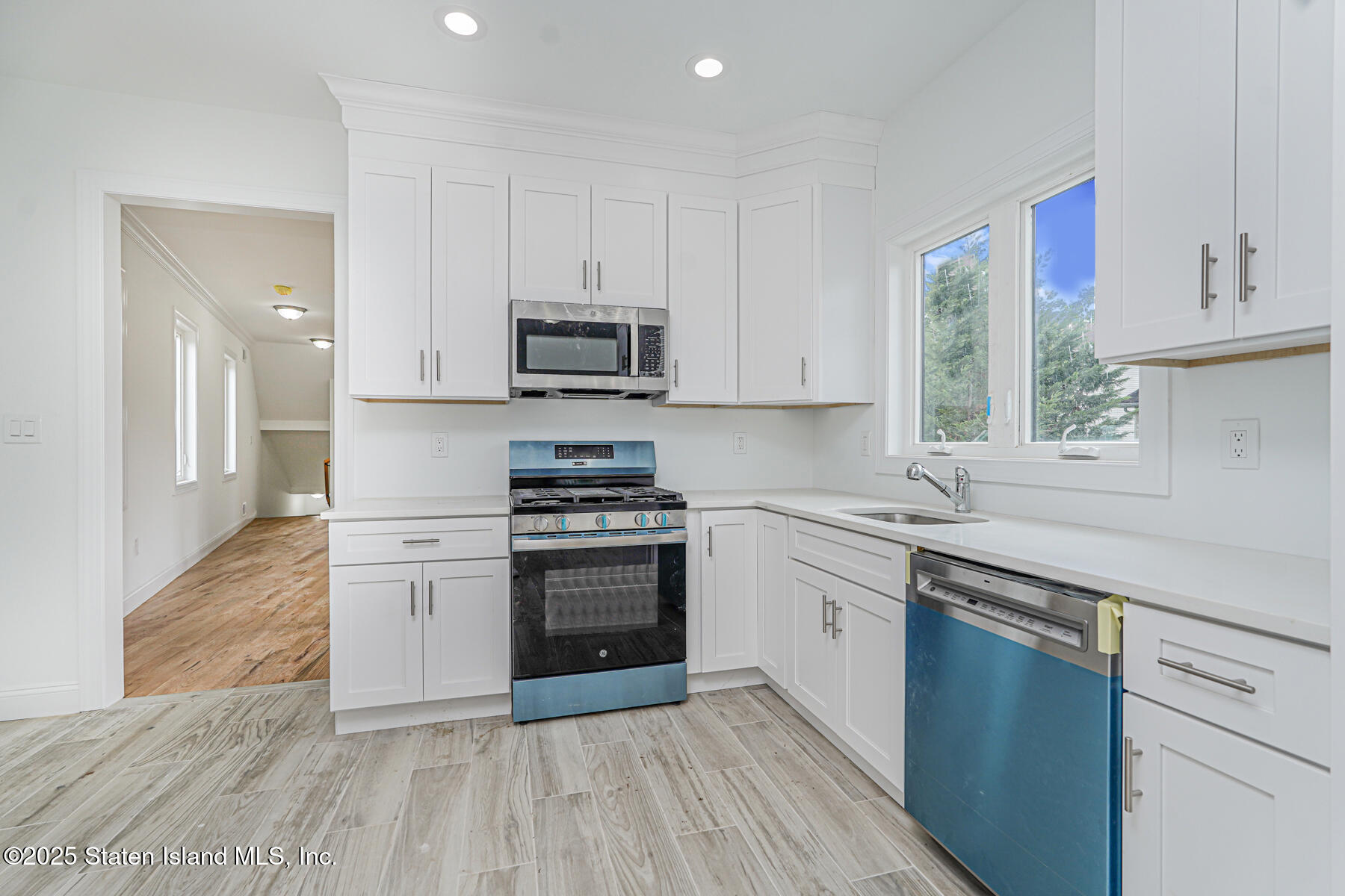 518 Bradford Avenue, Staten Island, NY, 10309 image 12