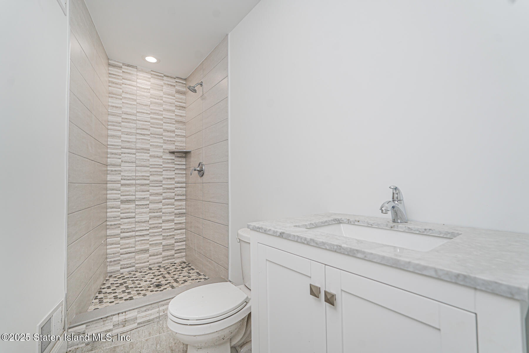 518 Bradford Avenue, Staten Island, NY, 10309 image 38