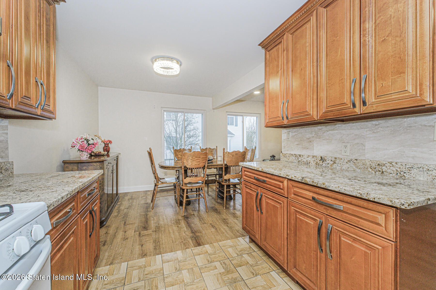 28 Jamie Lane, Staten Island, NY, 10312 image 13