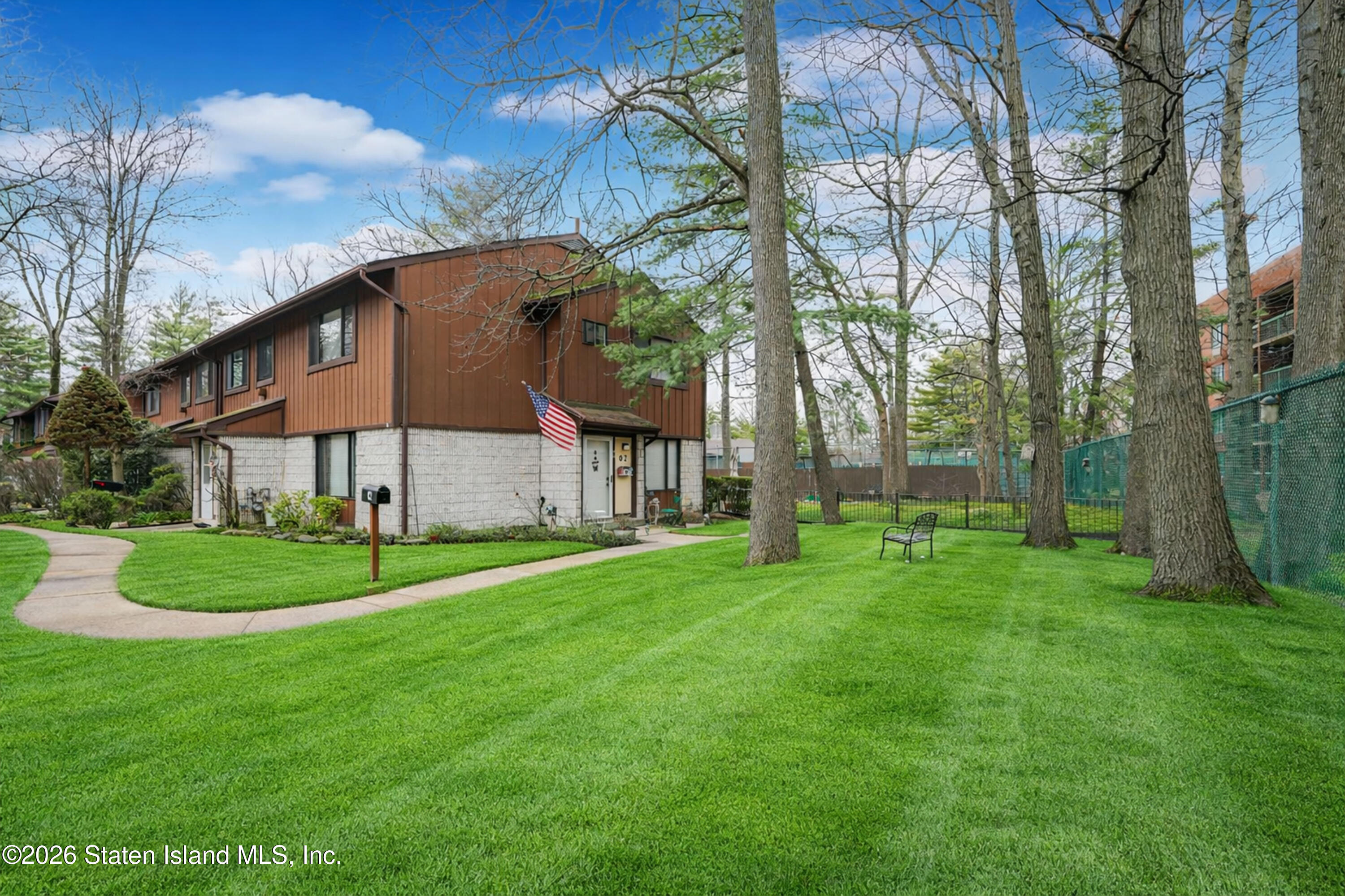 82 Belmar Drive Image 3
