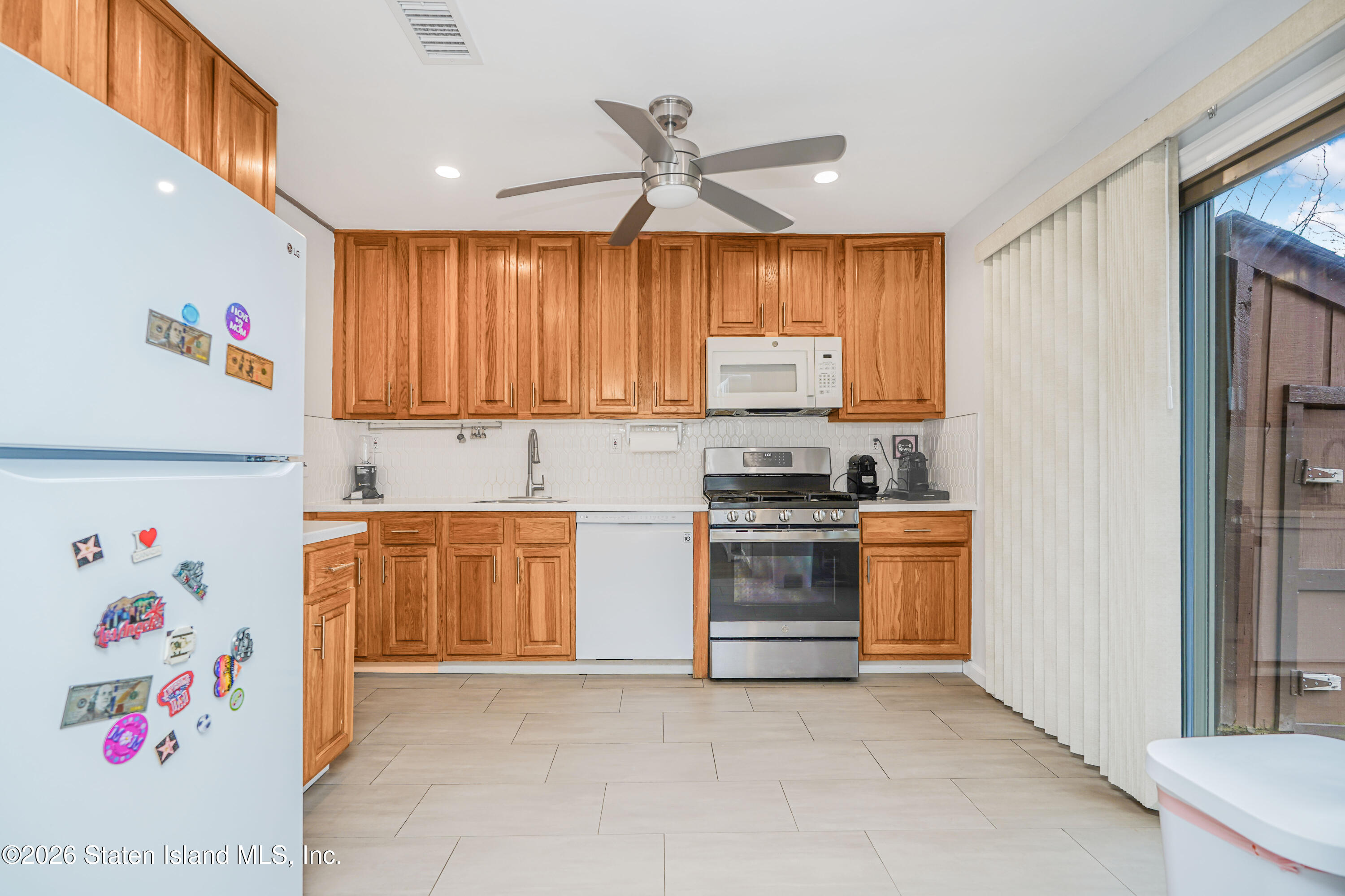 82 Belmar Drive, Staten Island, NY, 10314 image 6