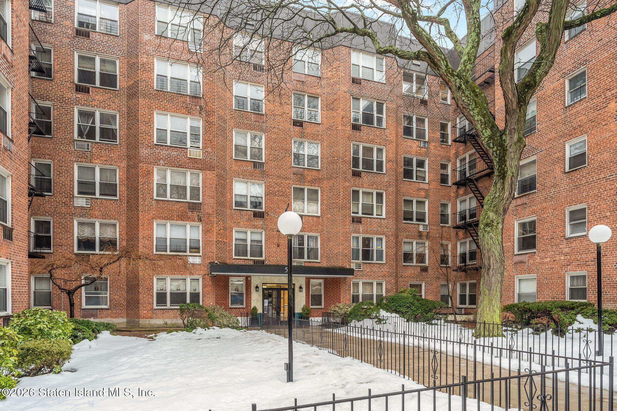 50 Fort Place A6a Image 2