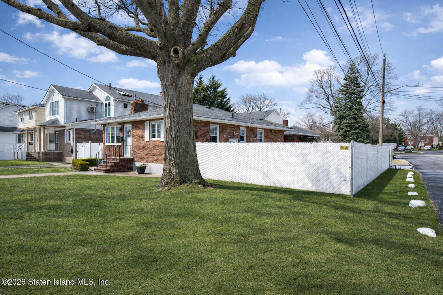 503 Falcon Avenue Image 2