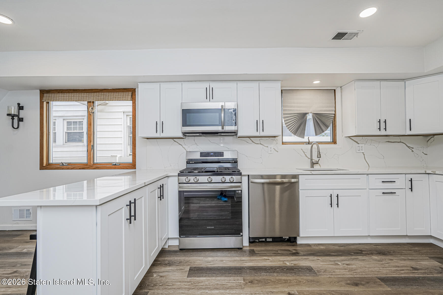 204 Lindenwood Road, Staten Island, NY, 10308 image 11
