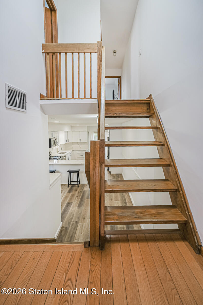 204 Lindenwood Road, Staten Island, NY, 10308 image 21