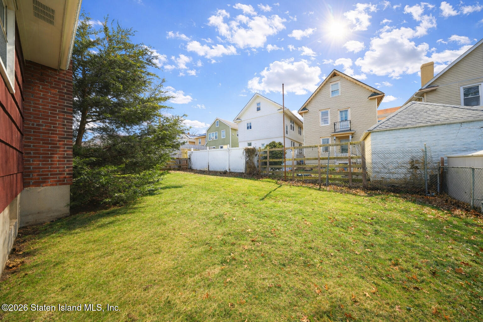 232 Nicholas Avenue Image 5