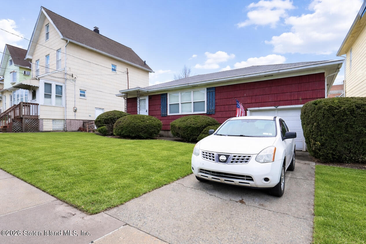 232 Nicholas Avenue Image 2