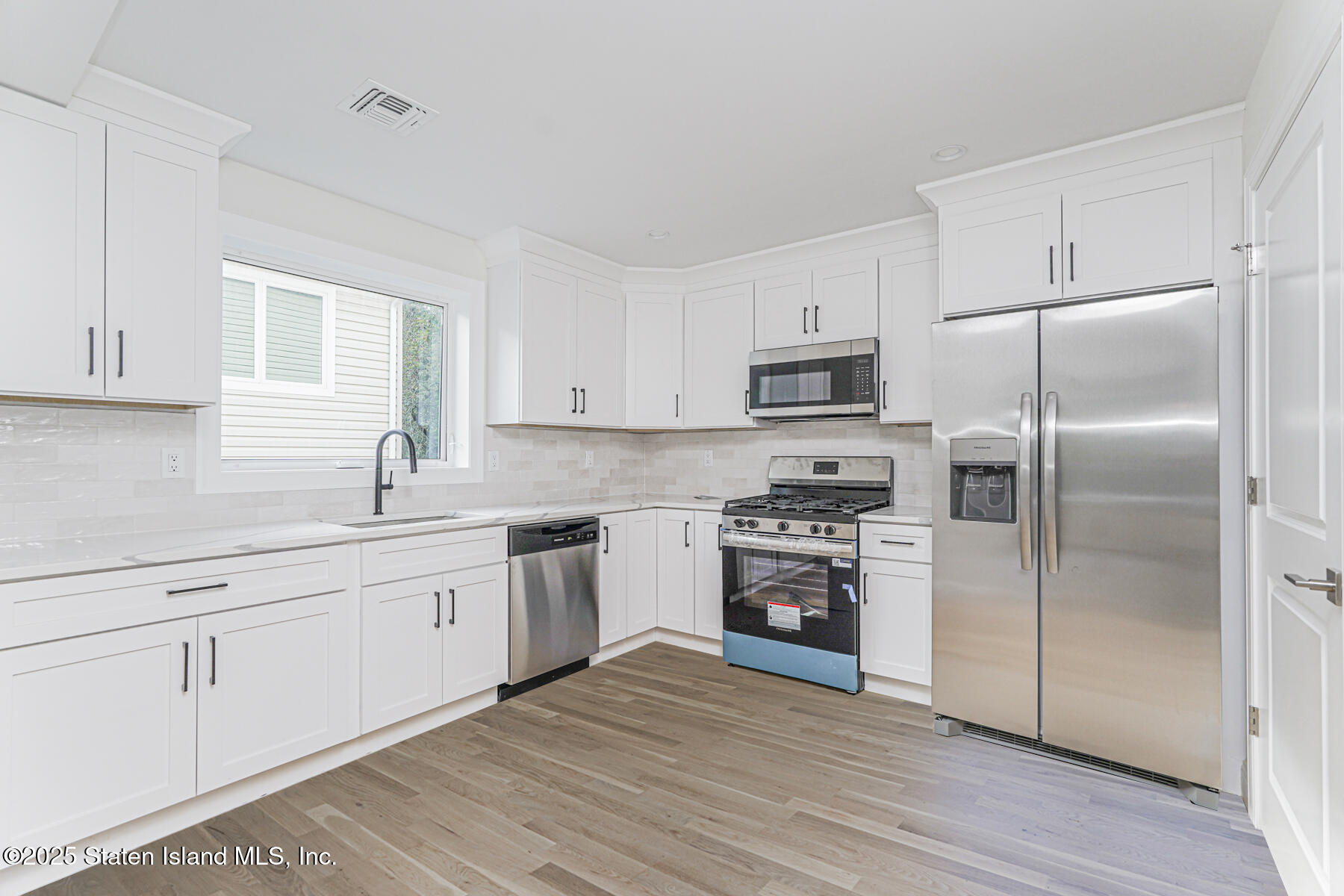 670 Arden Avenue, Staten Island, NY, 10312 image 31