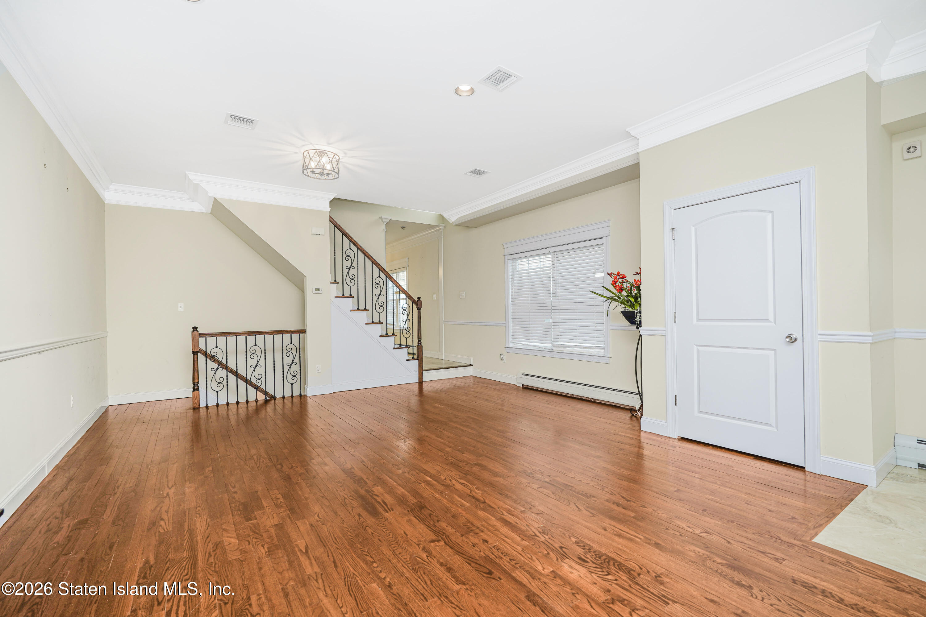 69 El Camino Loop, Staten Island, NY, 10309 image 7