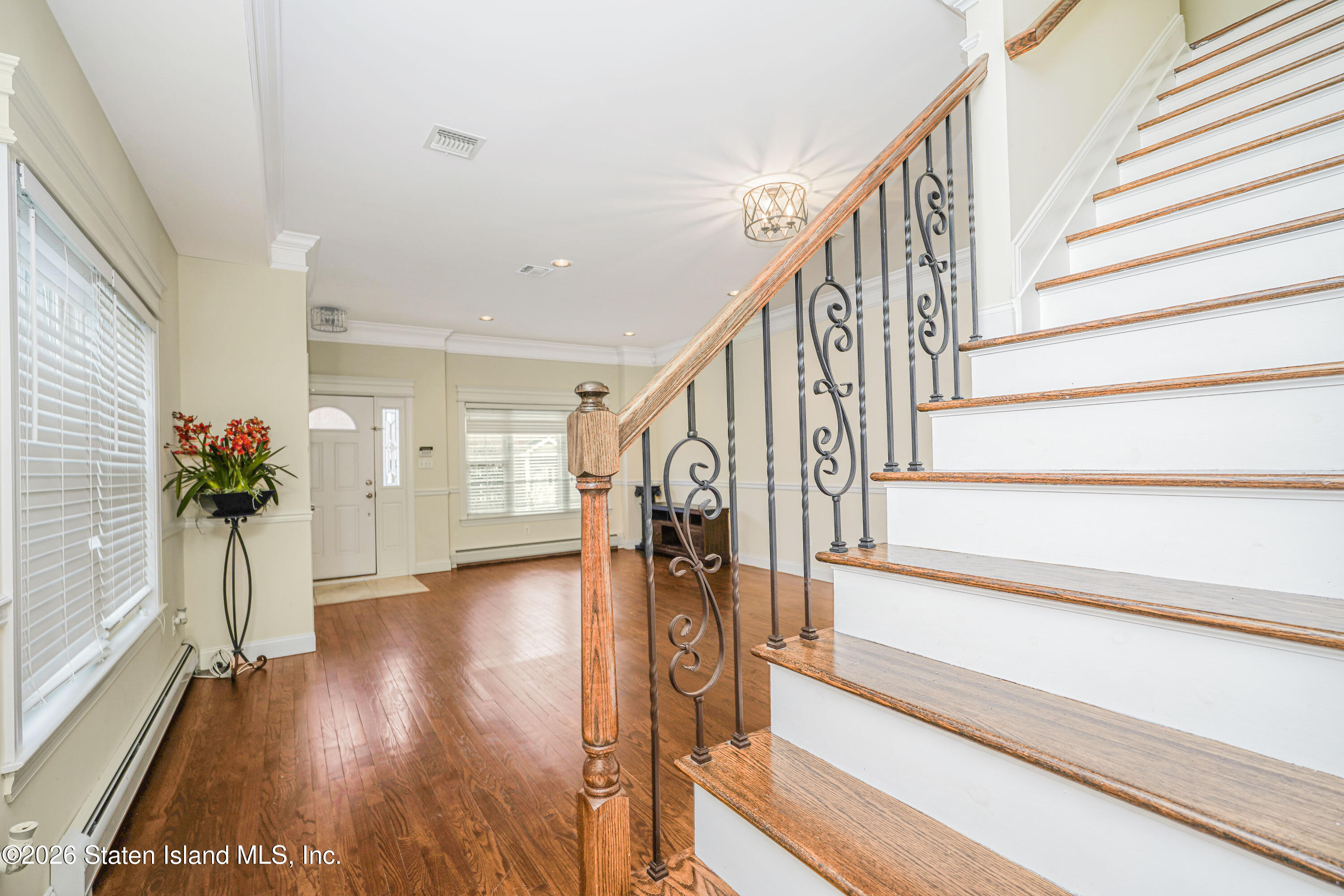 69 El Camino Loop, Staten Island, NY, 10309 image 8