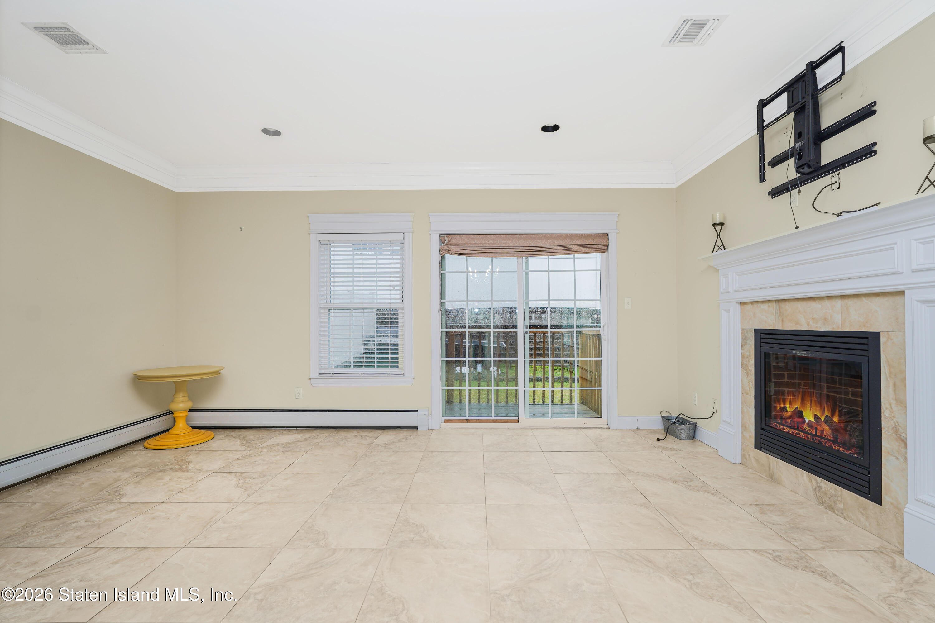 69 El Camino Loop, Staten Island, NY, 10309 image 12