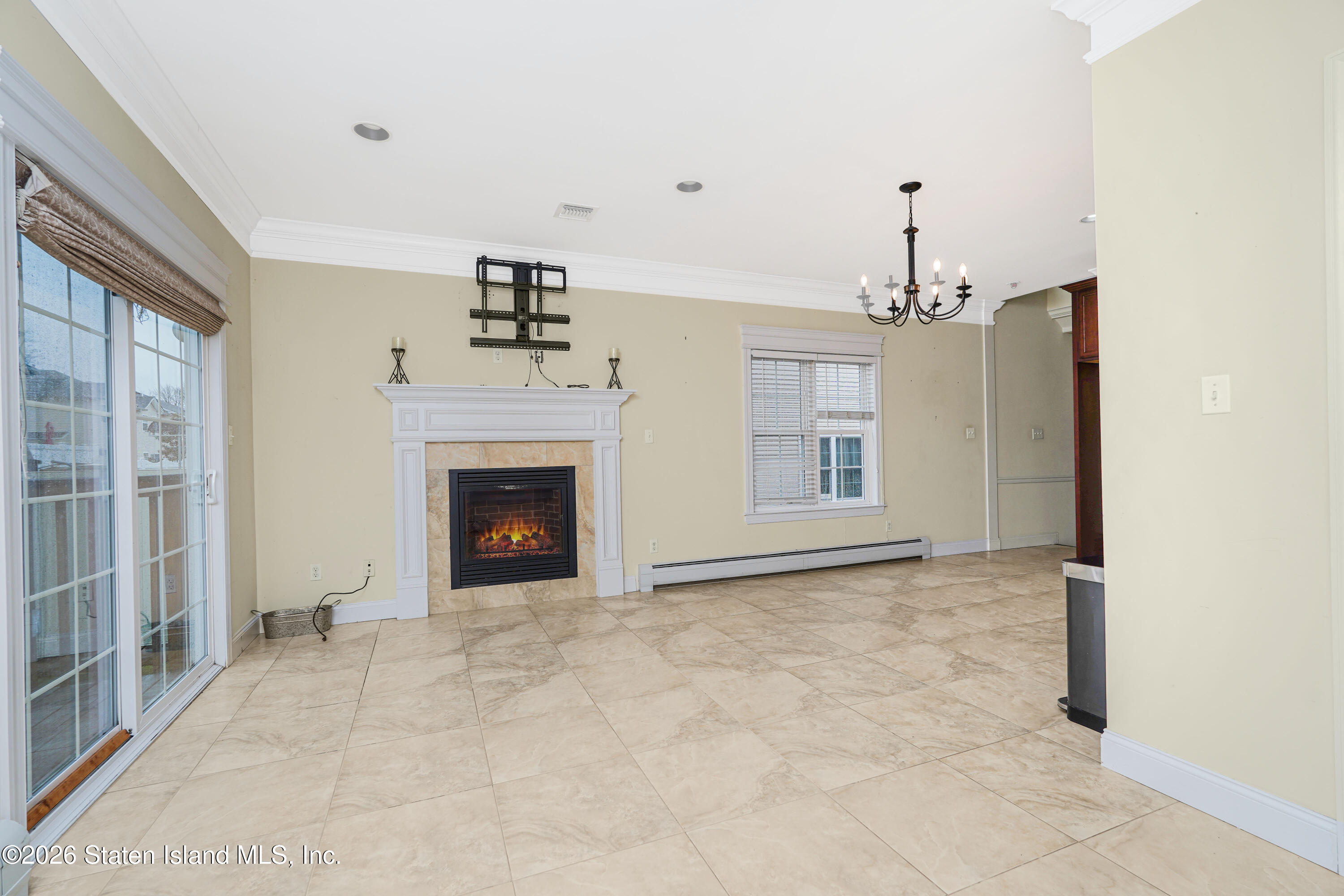 69 El Camino Loop, Staten Island, NY, 10309 image 11