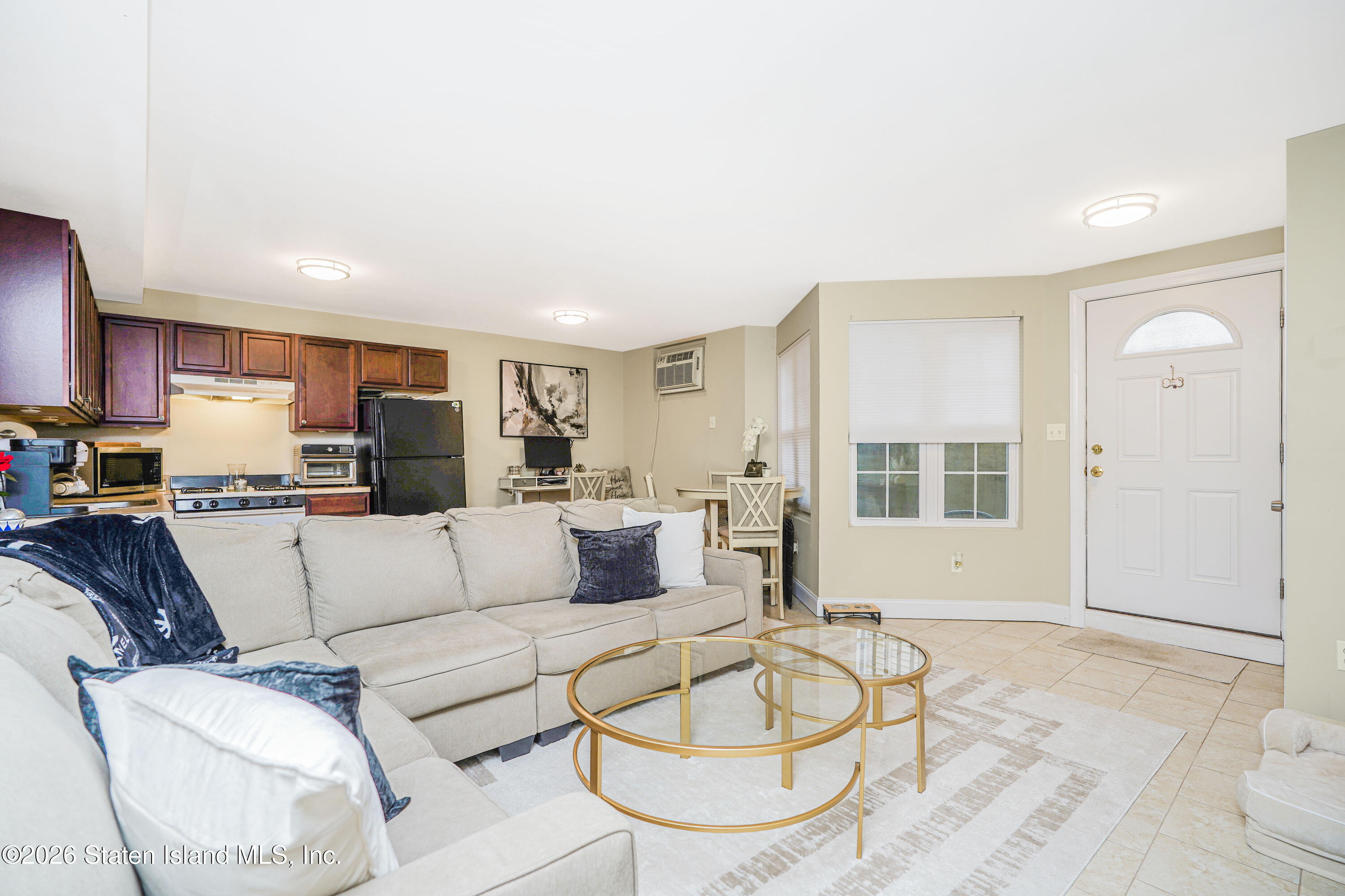 69 El Camino Loop, Staten Island, NY, 10309 image 22