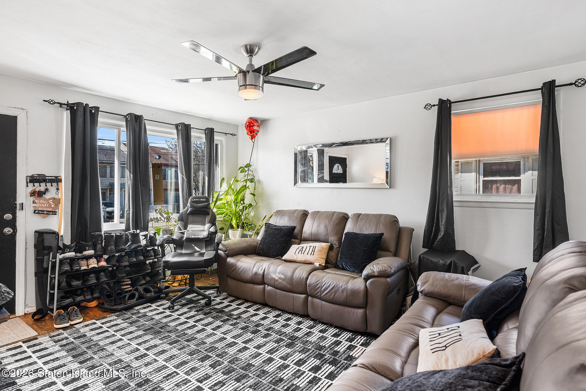 183 Arlington Place Image 4