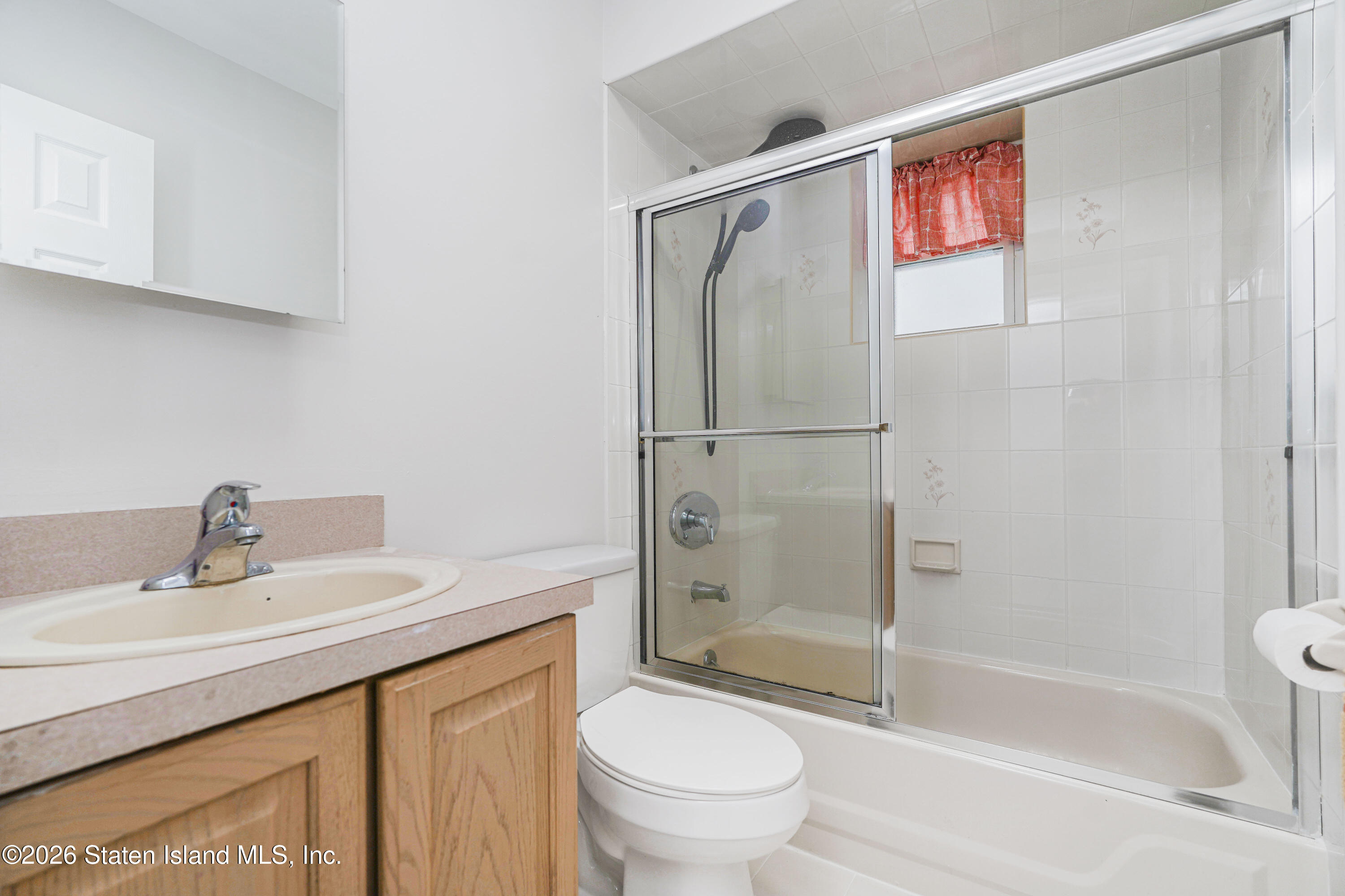 22 Globe Avenue, Staten Island, NY, 10314 image 19