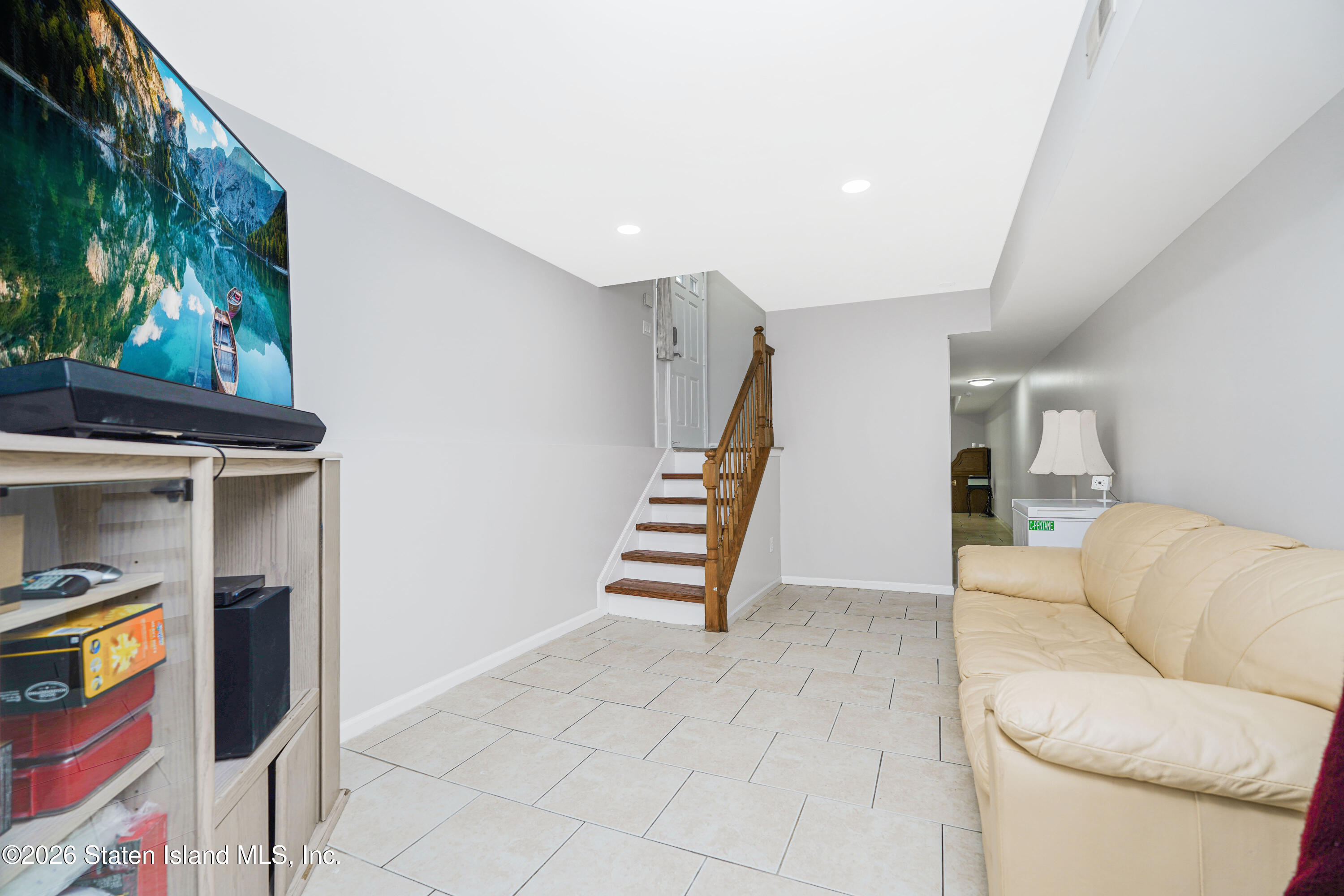 22 Globe Avenue, Staten Island, NY, 10314 image 17