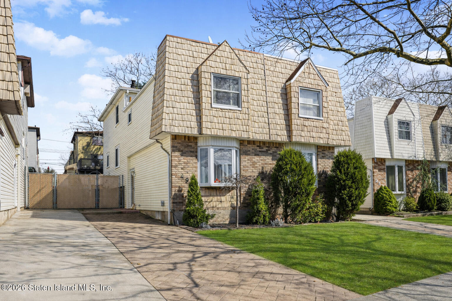293 Brookfield Avenue Image 2
