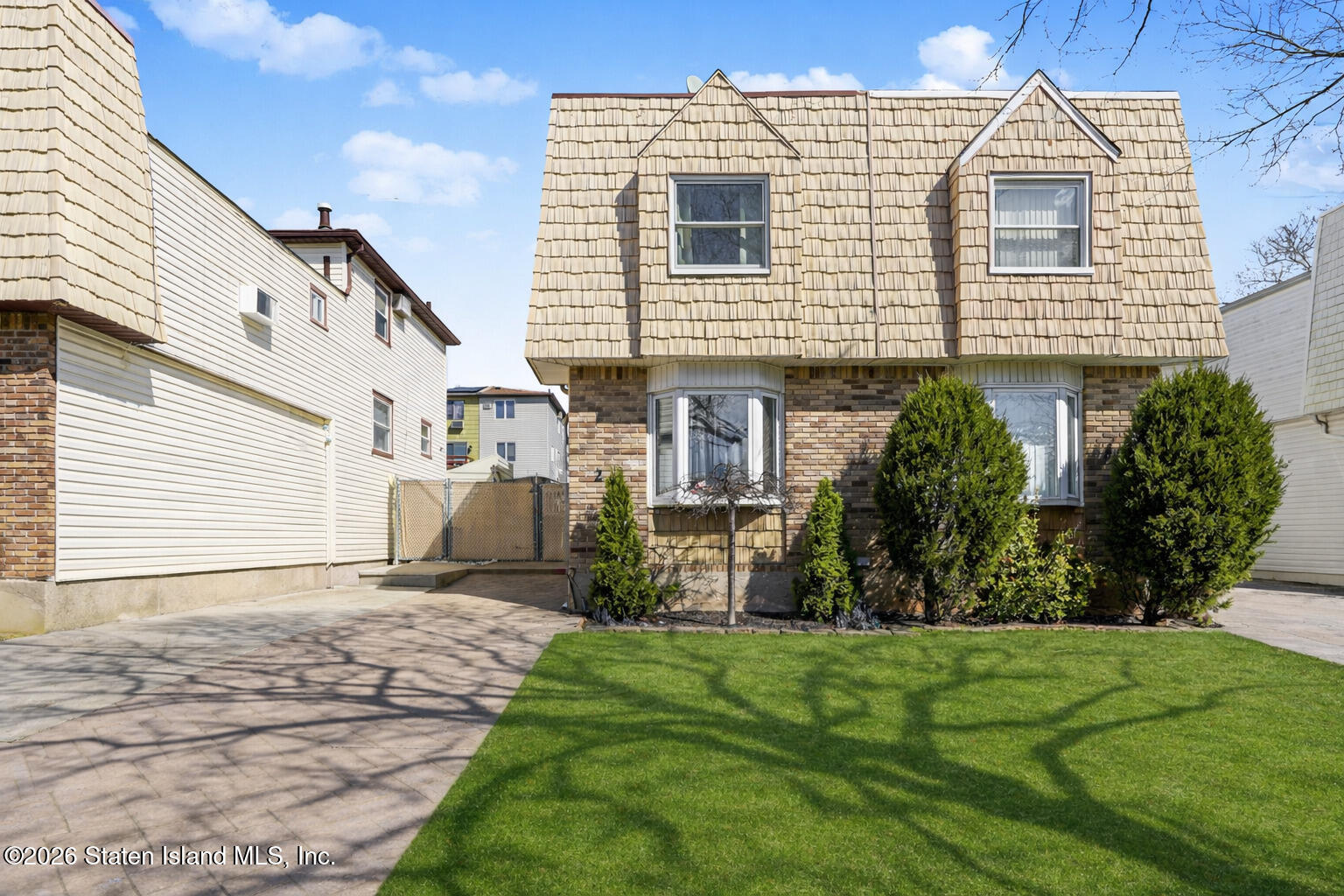 293 Brookfield Avenue Image 1