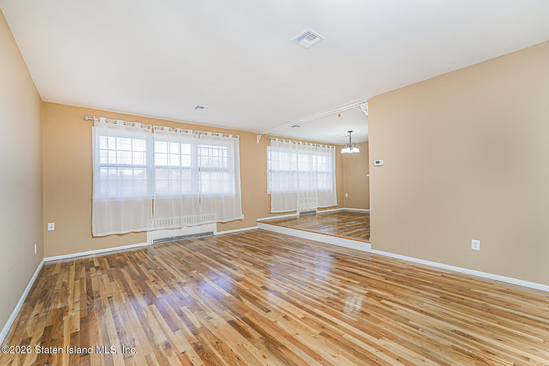 74 Caswell Avenue Image 5