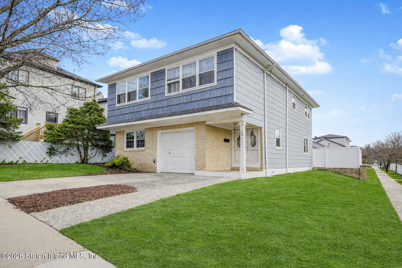 74 Caswell Avenue Image 2