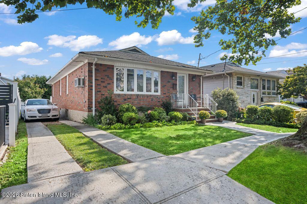 79 Renwick Avenue Image 2