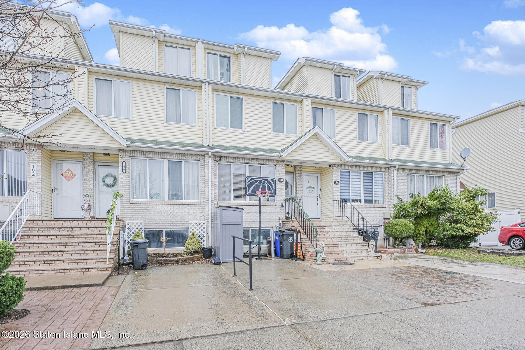188 Kenilworth Avenue Image 1