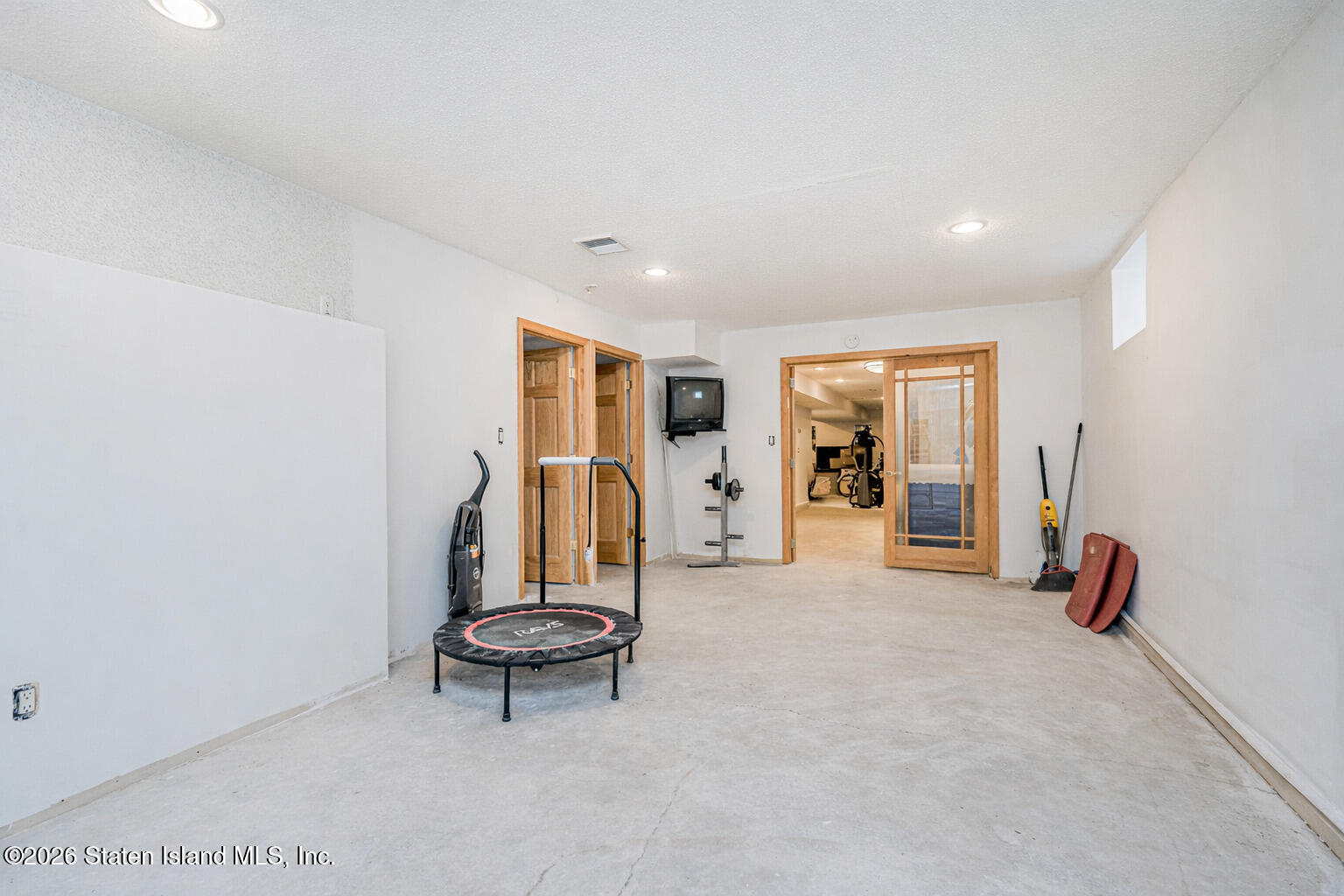 201 Arbutus Avenue, Staten Island, NY, 10312 image 30