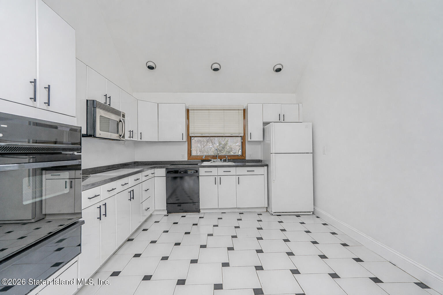 201 Arbutus Avenue, Staten Island, NY, 10312 image 38