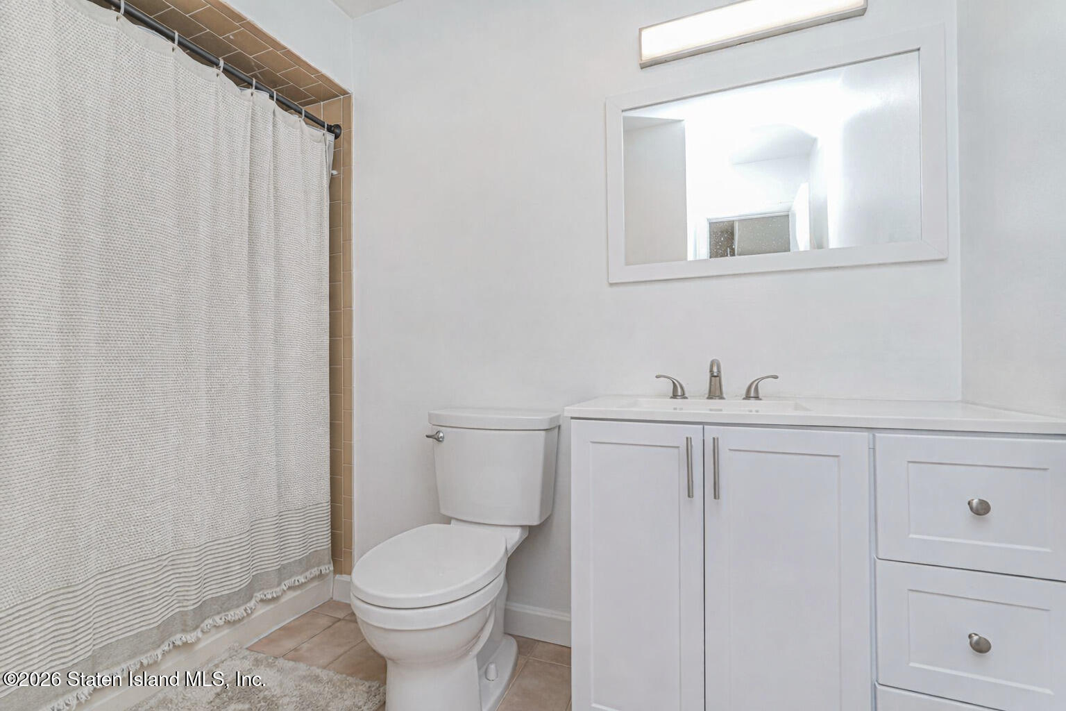 223 Carlyle Green, Staten Island, NY, 10312 image 16