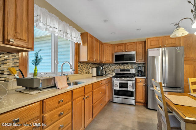 35 Cattaraugus Street, Staten Island, NY, 10301 image 7