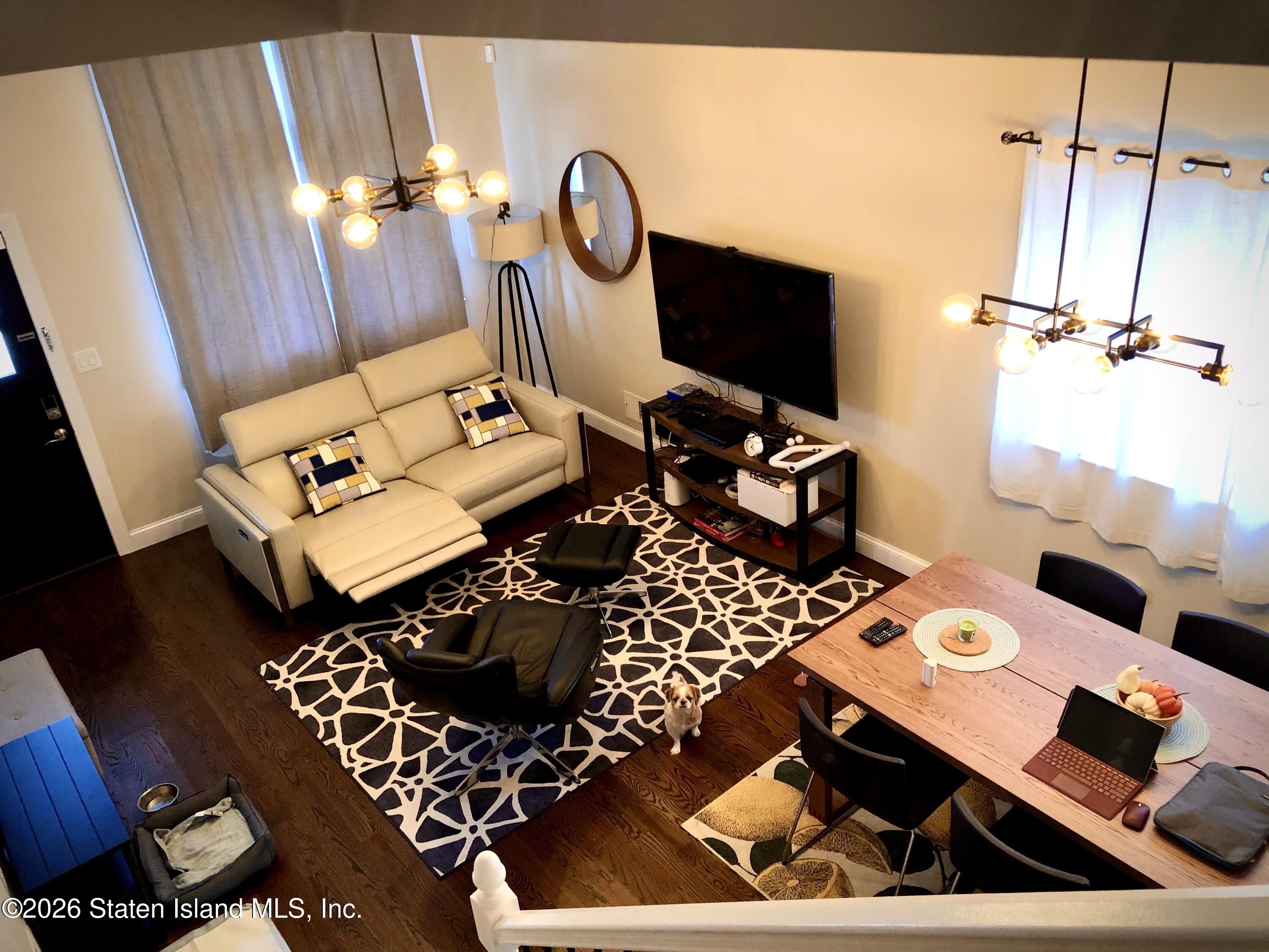 46 Mapleton Avenue Image 1