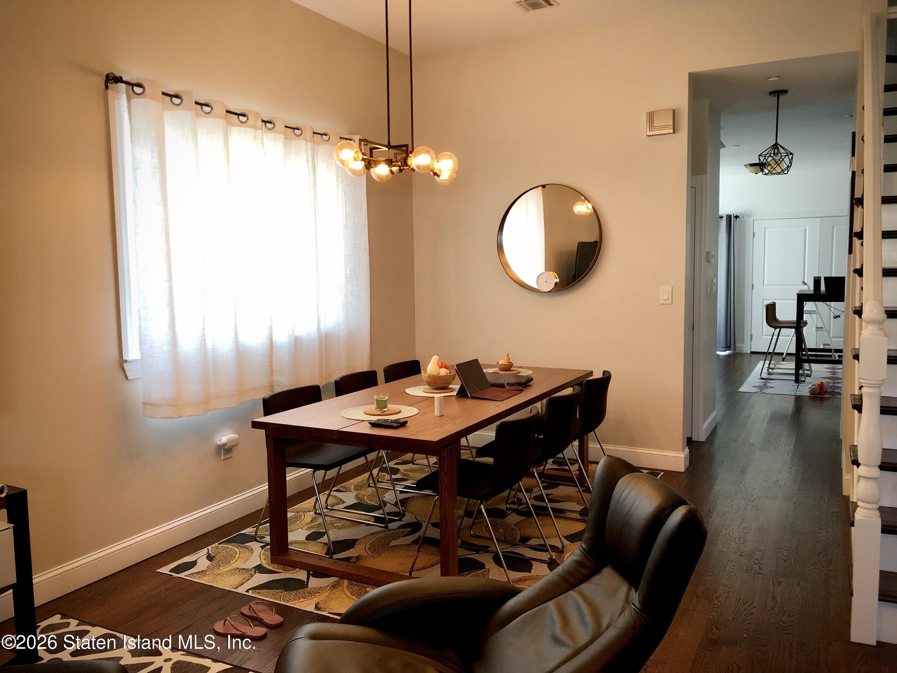 46 Mapleton Avenue Image 2