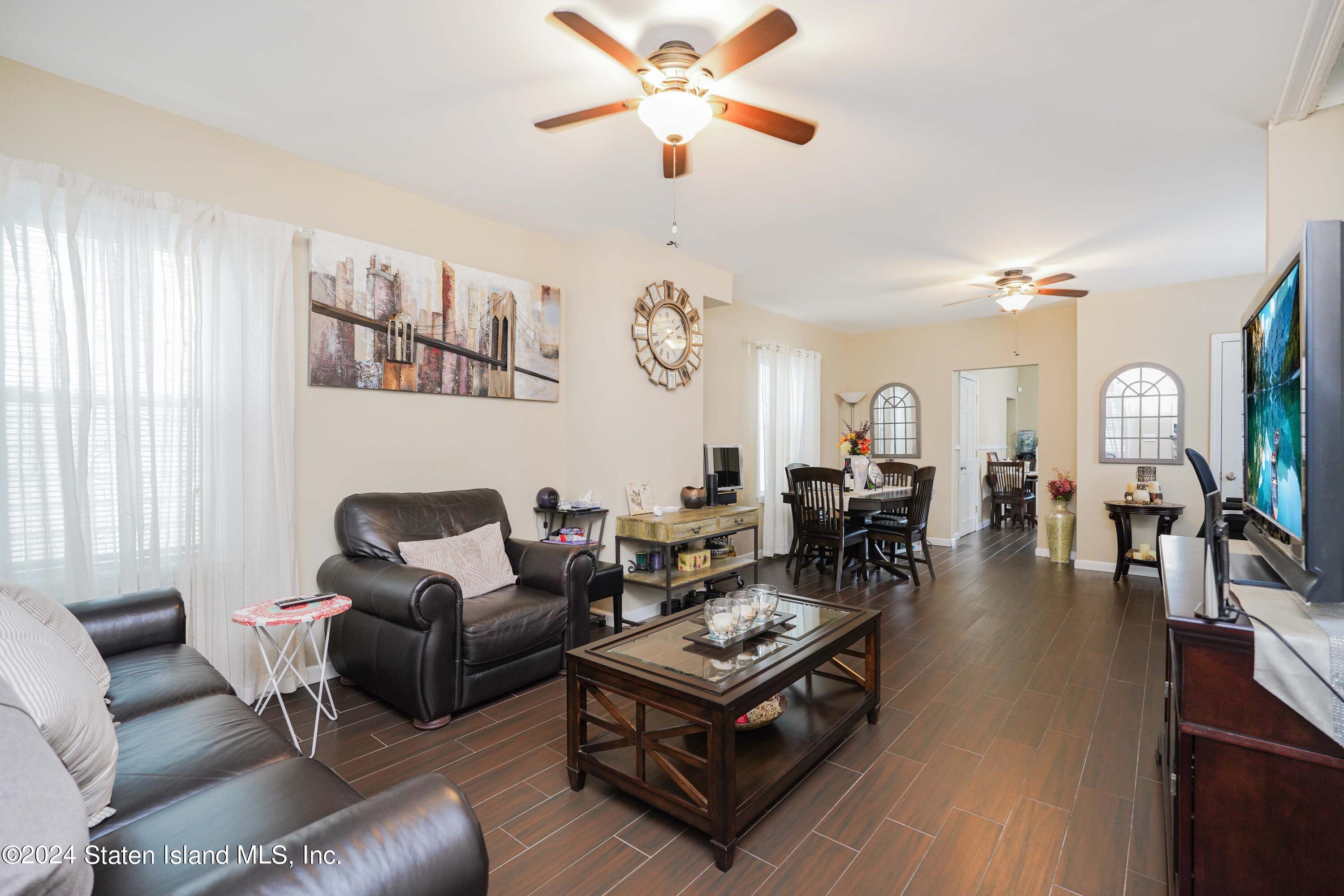 28 Hooker Place Image 4