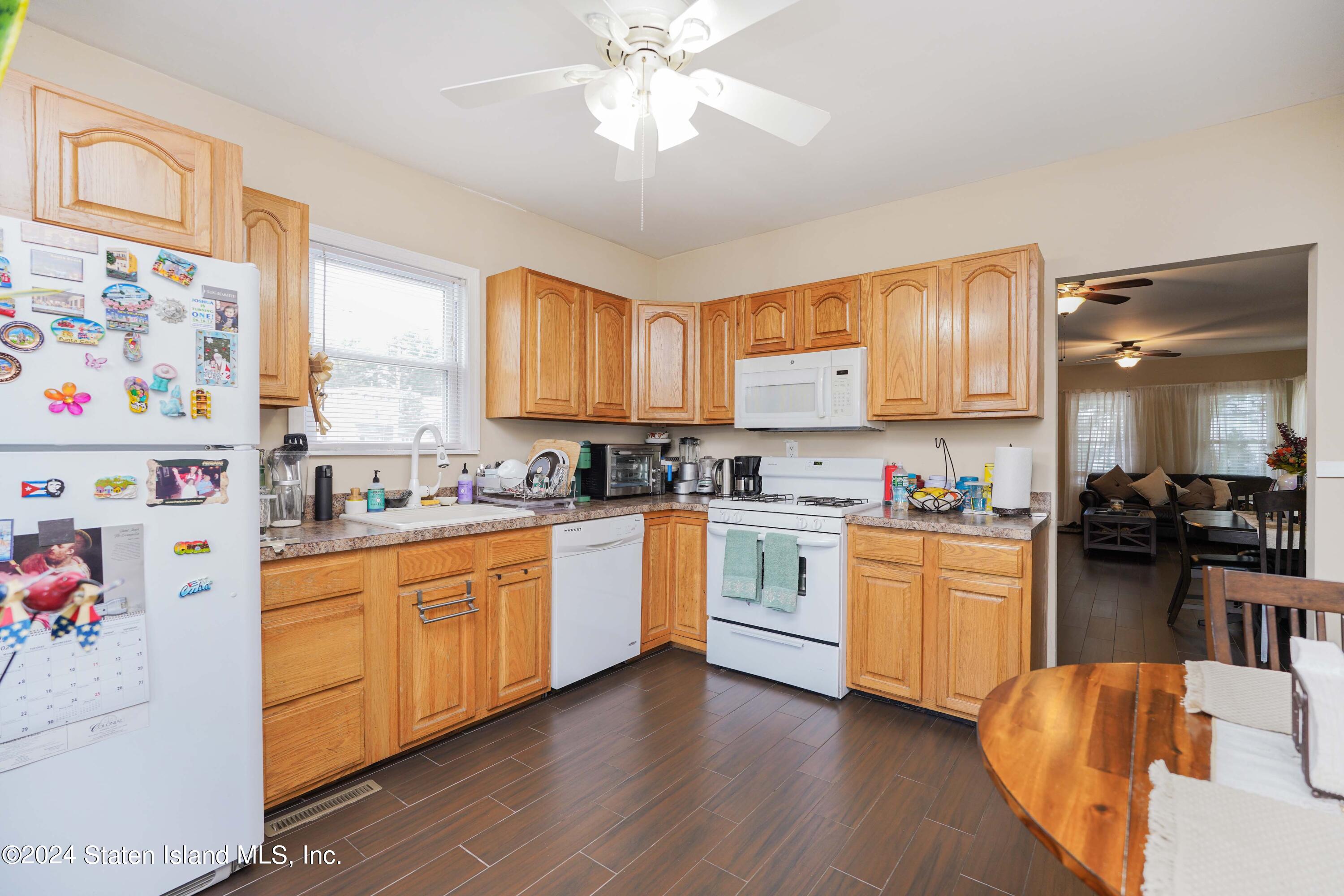 28 Hooker Place, Staten Island, NY, 10302 image 12