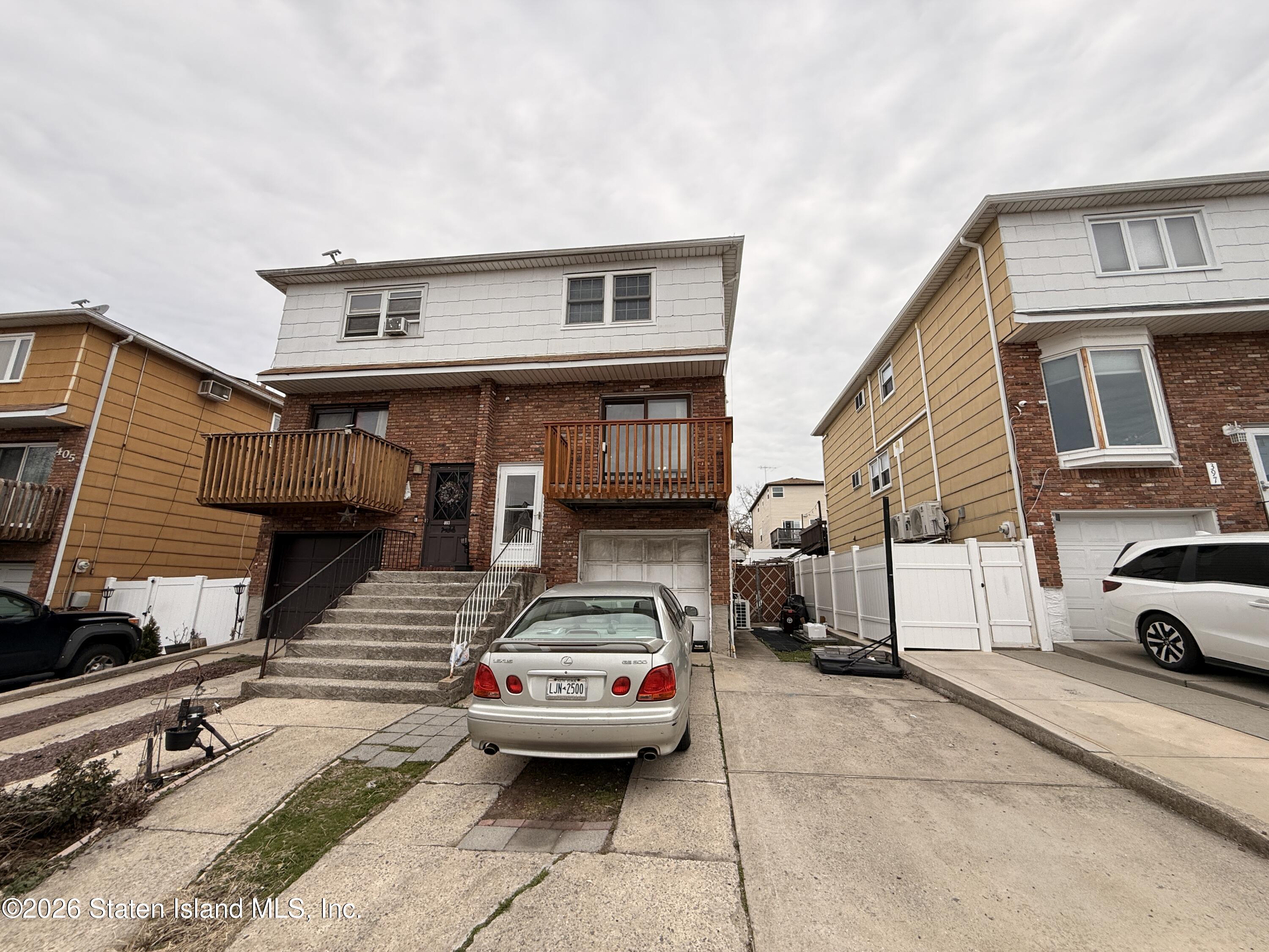 401 Travis Avenue Image 2