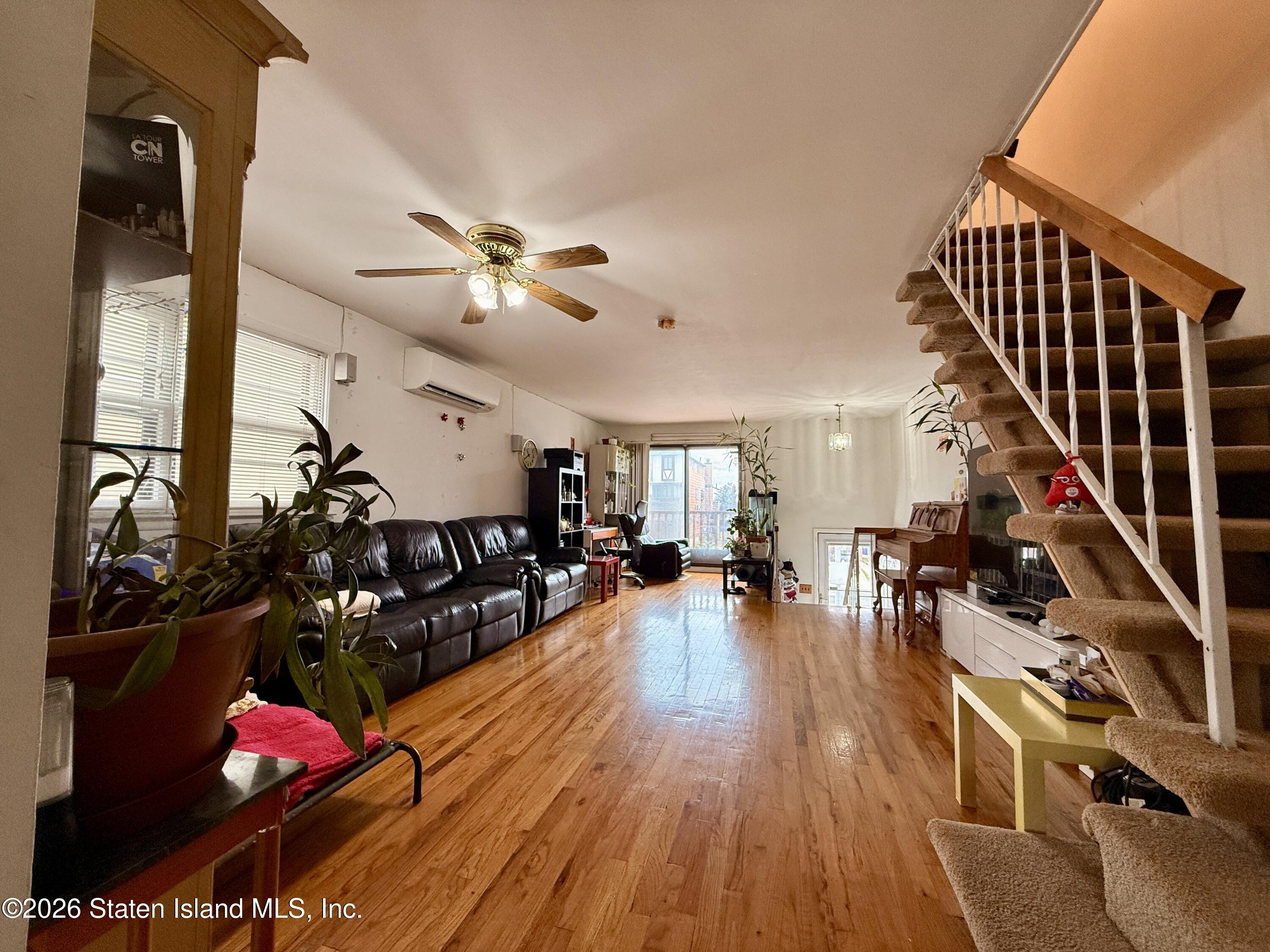 401 Travis Avenue, Staten Island, NY, 10314 image 8