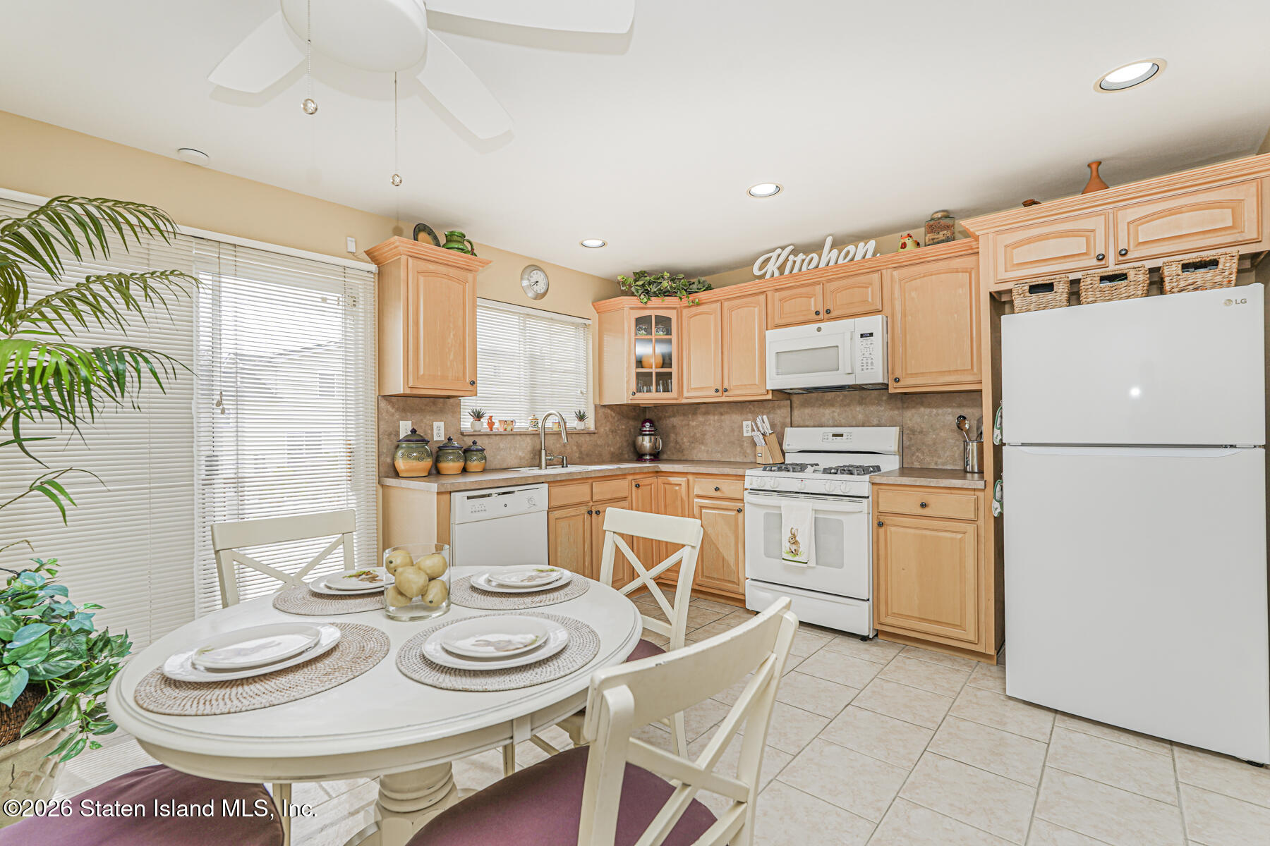 10 Dunhill Lane, Staten Island, NY, 10309 image 11
