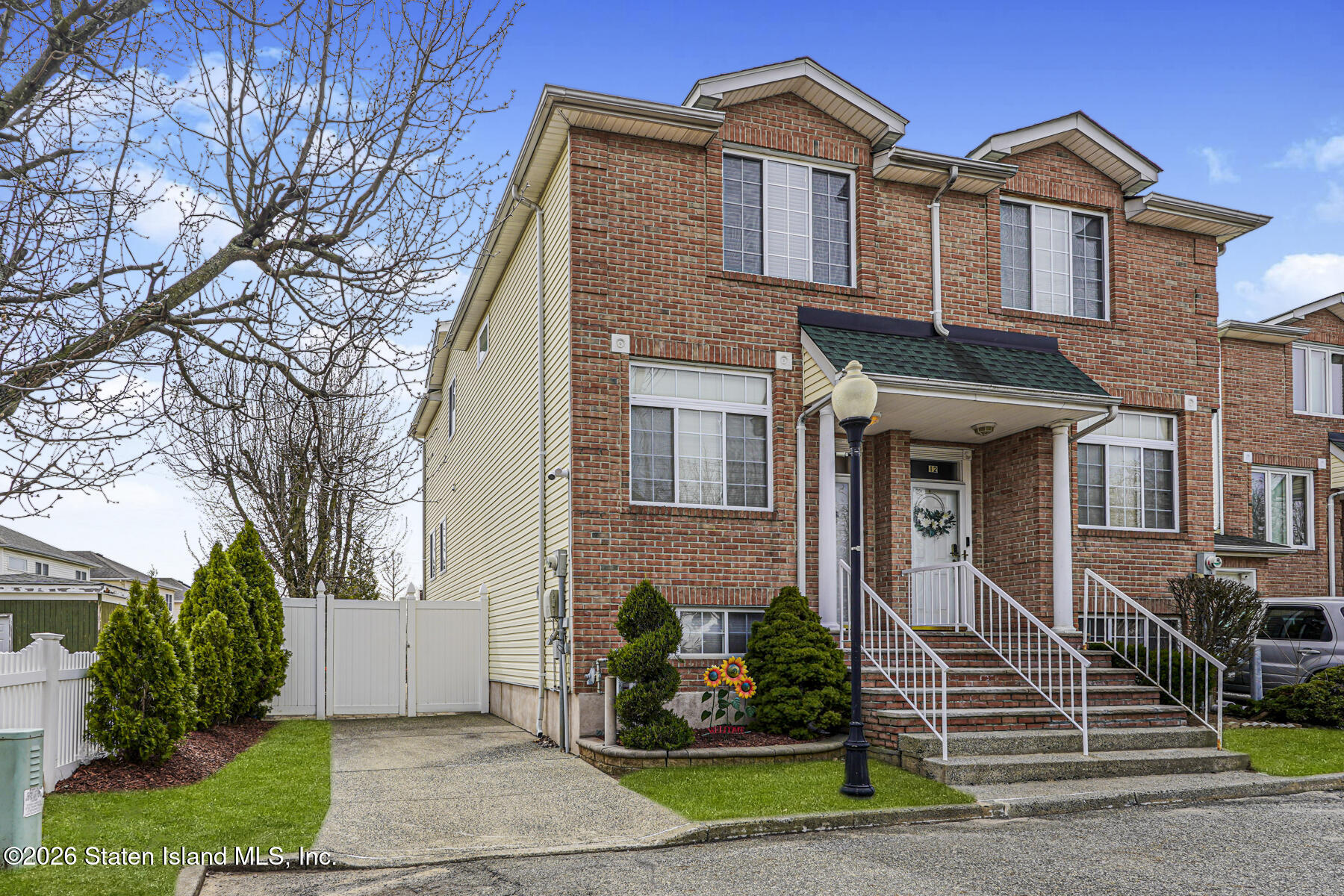 10 Dunhill Lane Image 2