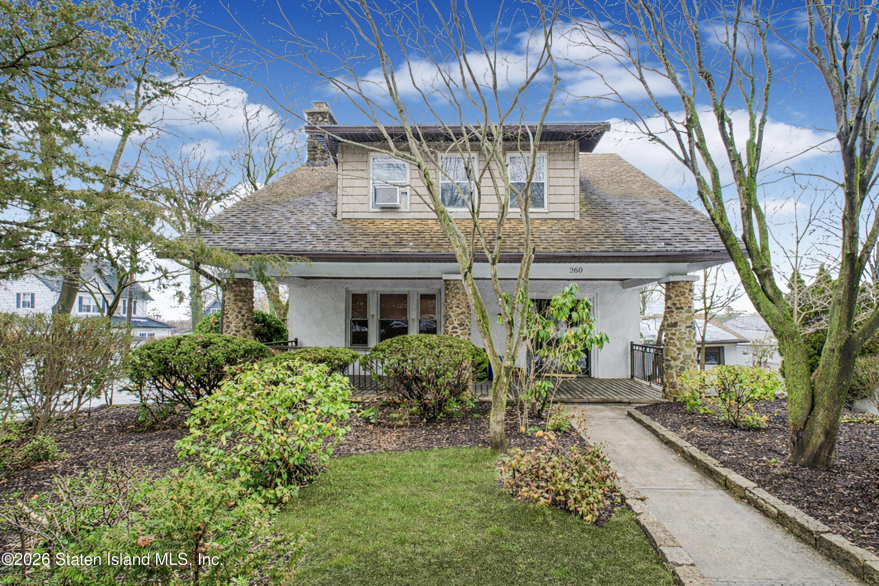 260 Saint John Avenue Image 1