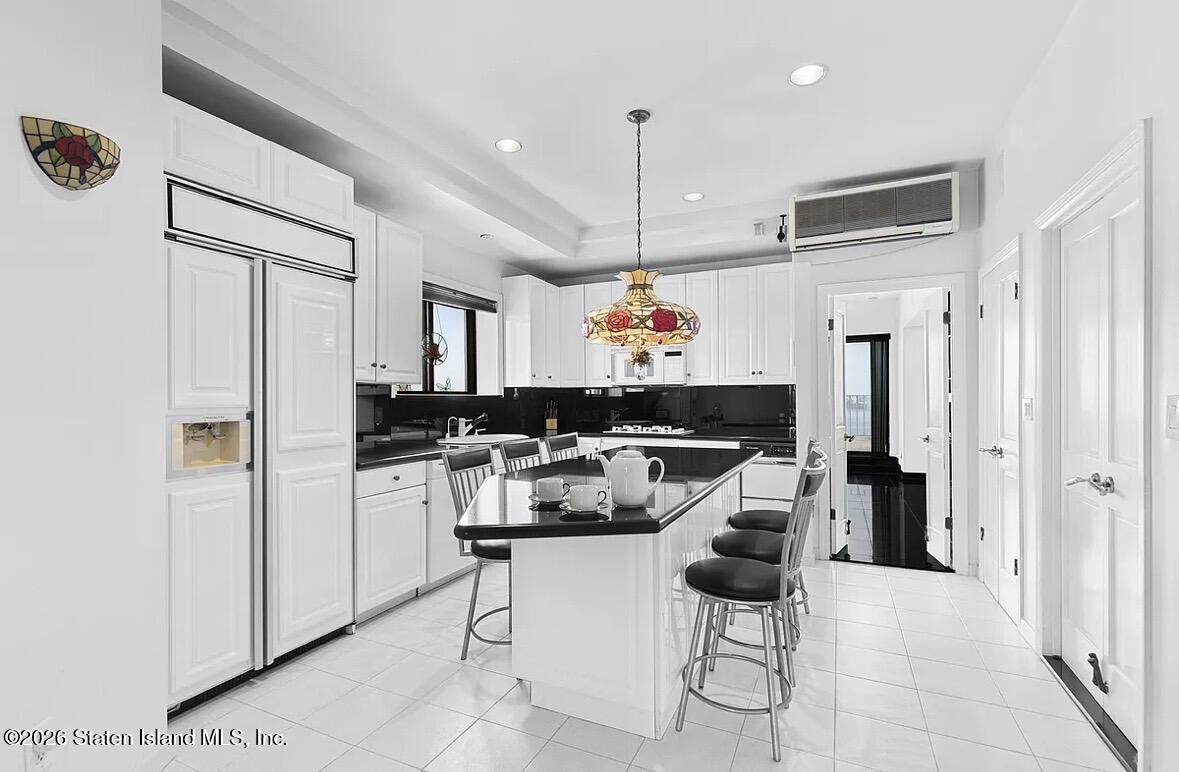 31 Hylan Boulevard Penthouse Image 5