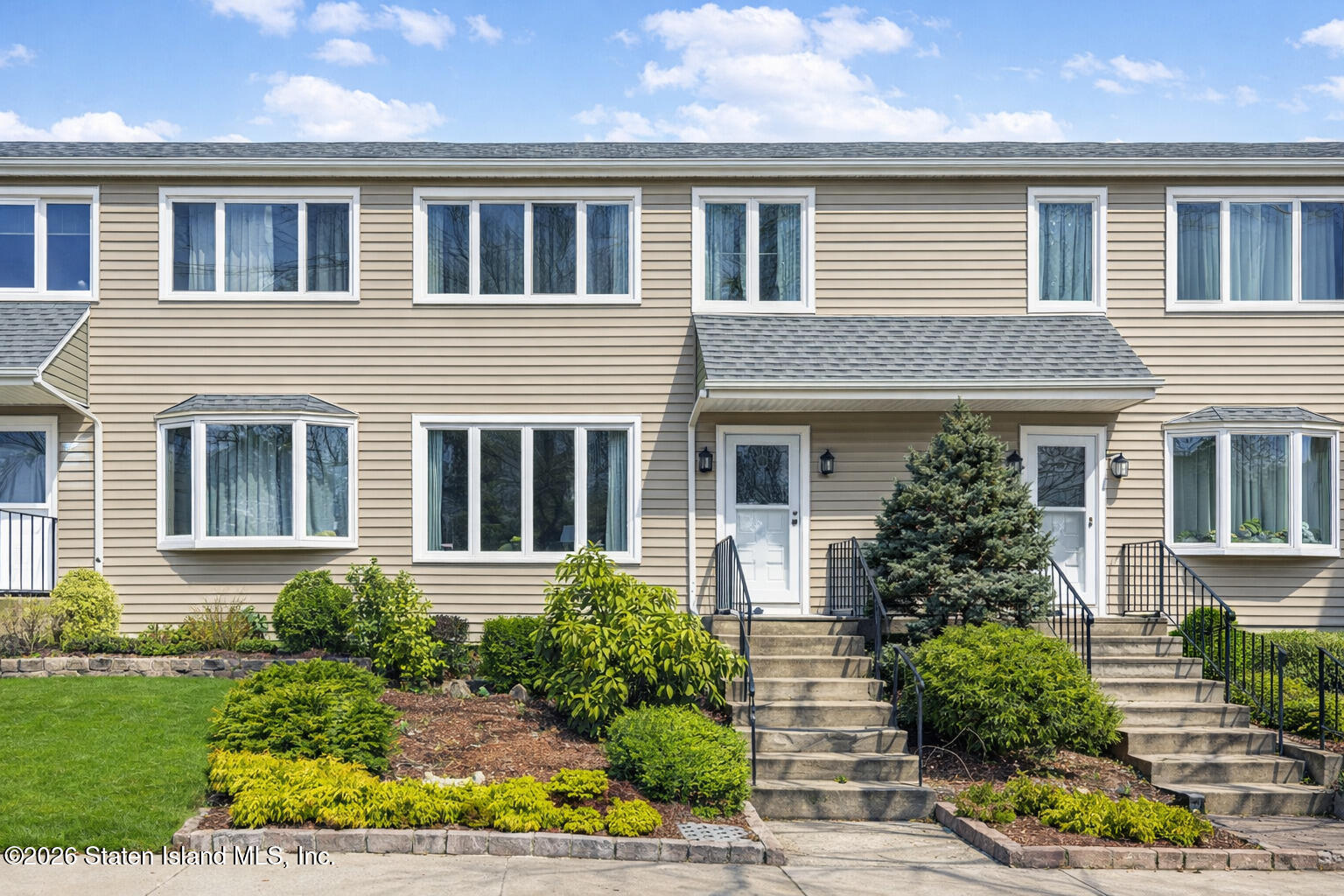 221 Balsam Place Image 1