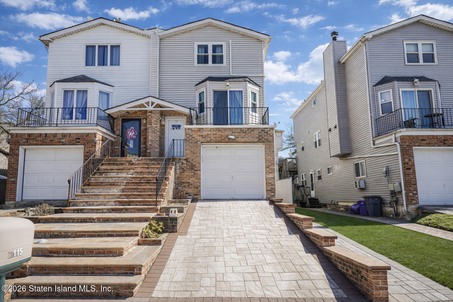 115 Rockne Street Image 1