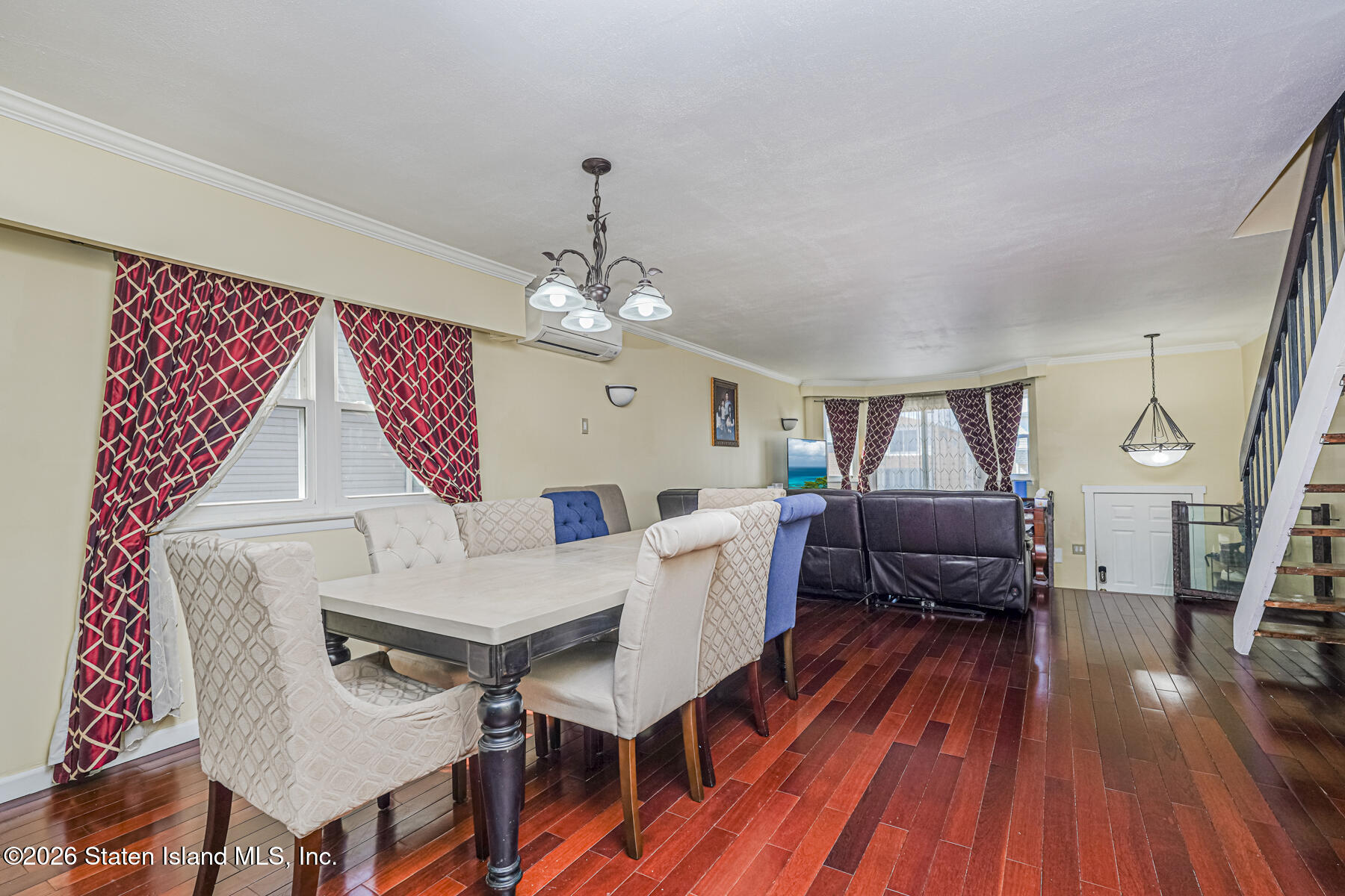 115 Rockne Street Image 4