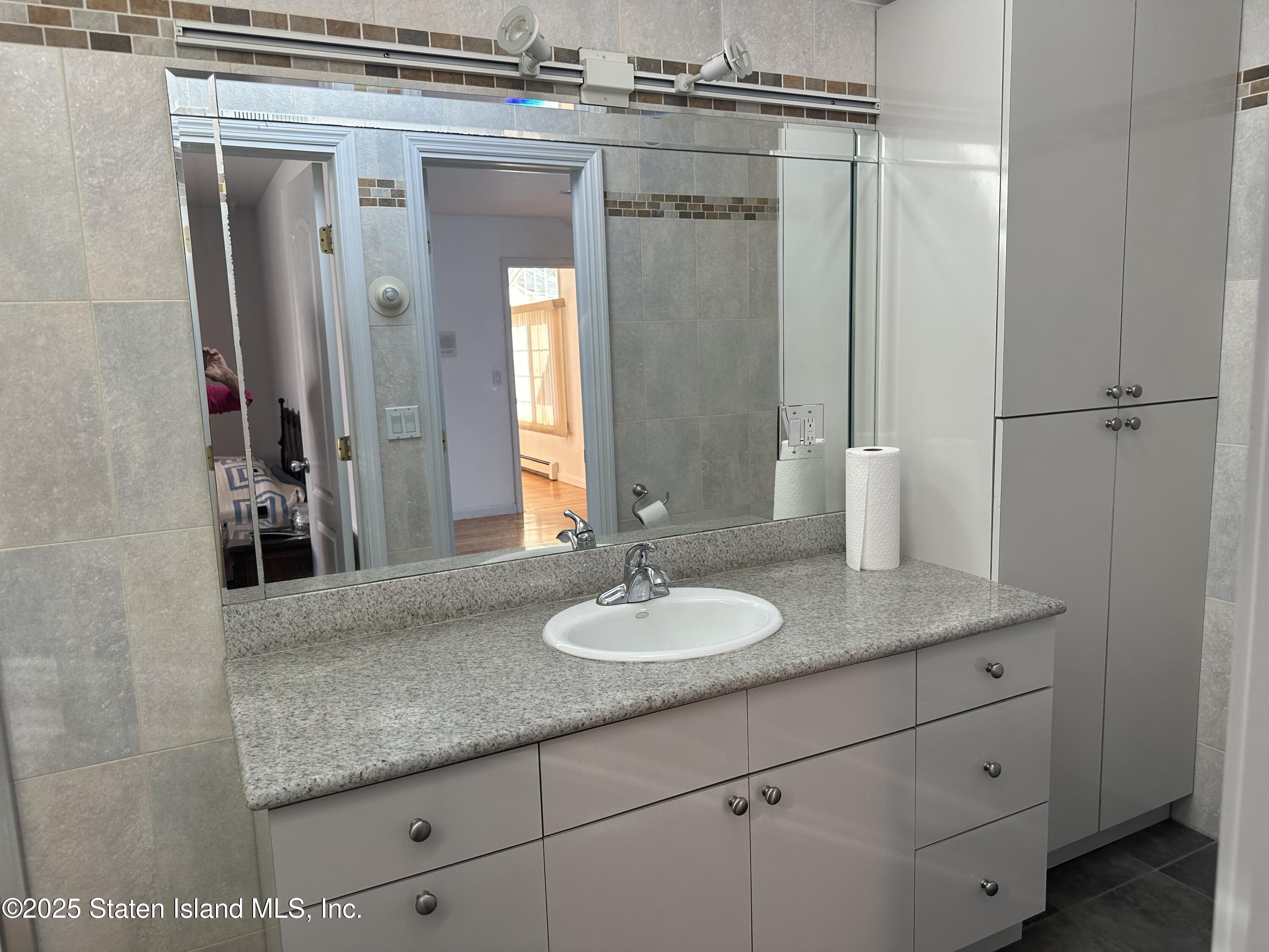18 Dobbs Place, Staten Island, NY, 10301 image 27