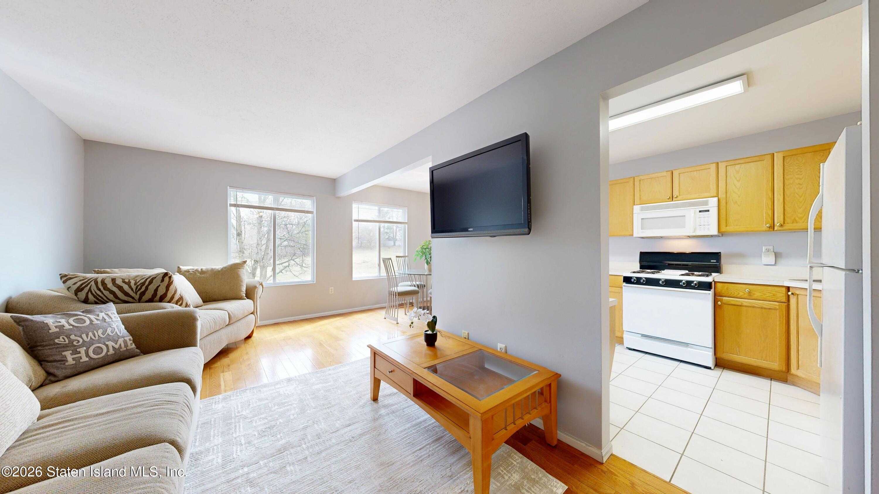 32 Aspen Knolls Way, Staten Island, NY, 10312 image 9