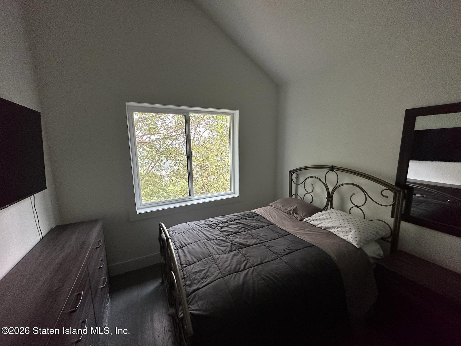 33 Ridgefield Avenue Image 5